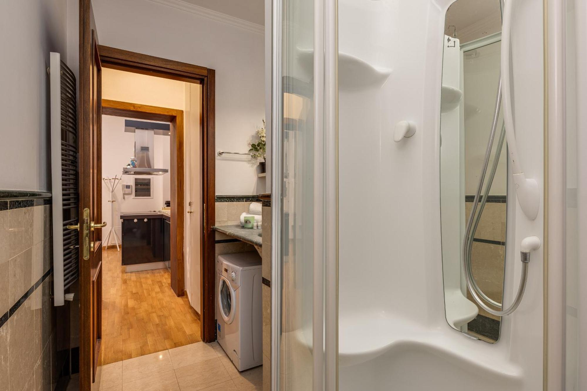 Colosseum Sweet Life Apartment โรม ภายนอก รูปภาพ